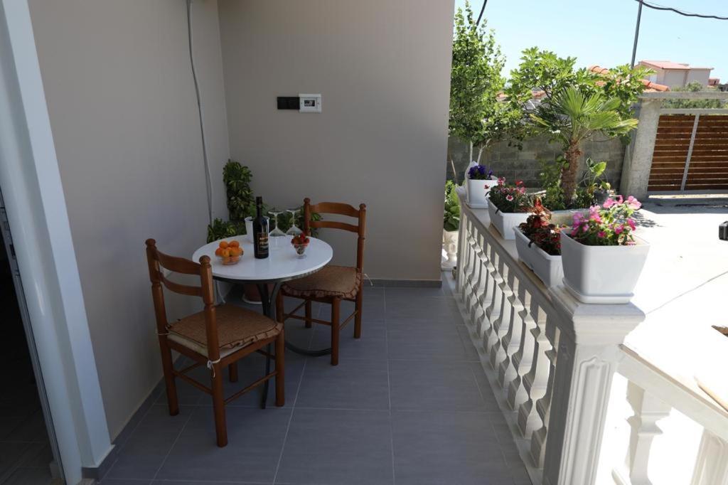 Guest House Narta Vlorë Exterior foto